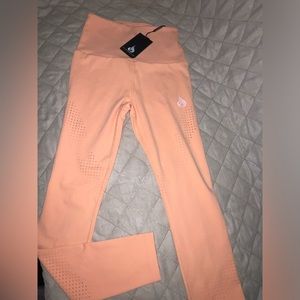 RYDERWEAR: Brand new high waisted peach leggings with tags